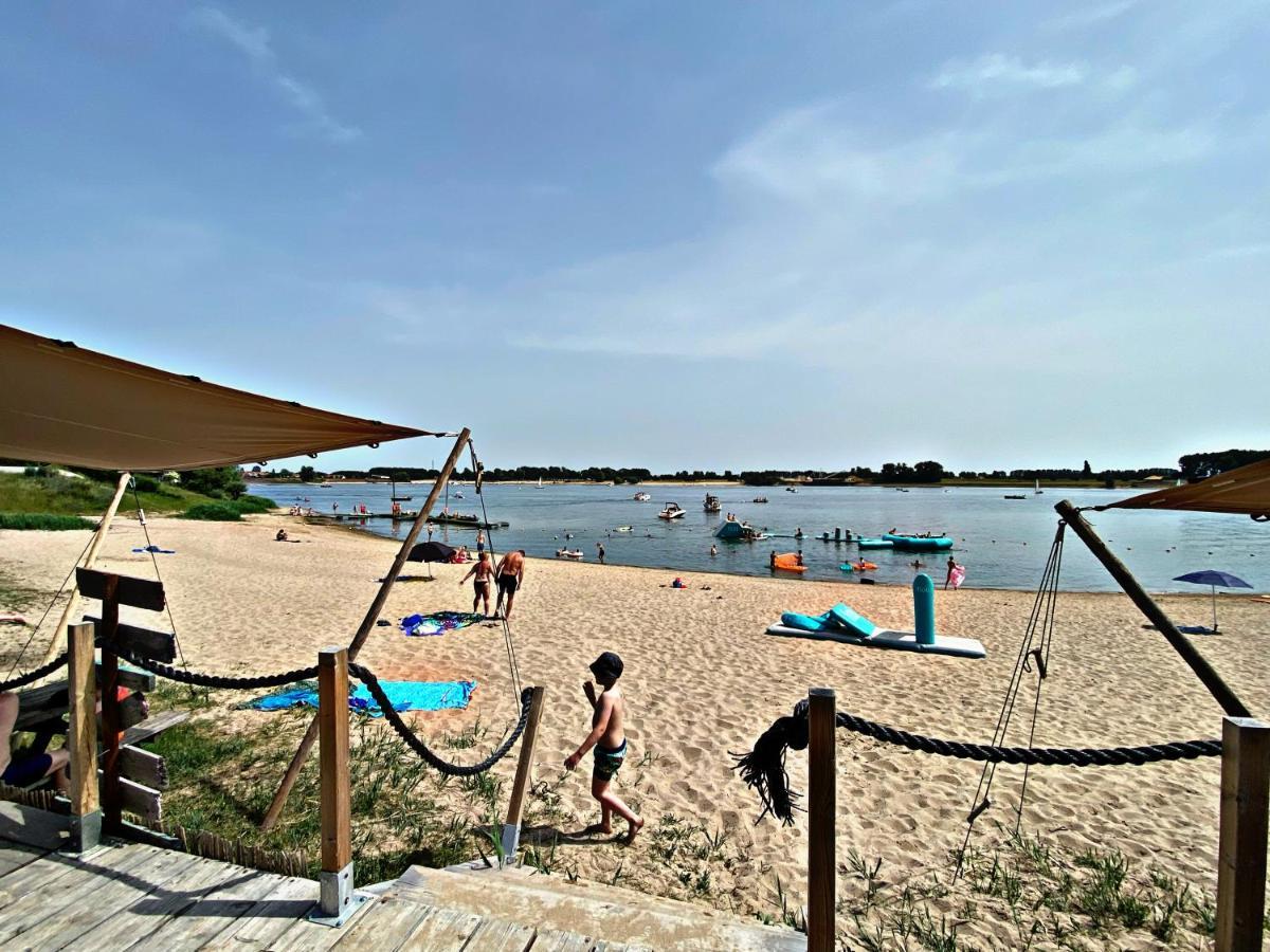 Ferienhaus Luxchalet #Vaju Lathum# Am See, Strand, Pool, Nationalpark Dış mekan fotoğraf